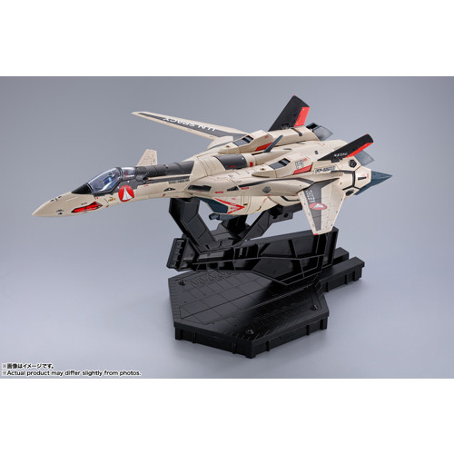 完成品 【 マクロスプラス 】1/144 マクロスプラス YF-19 ダイキャスト