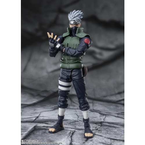 S.H.Figuarts はたけカカシ -勇名轟く写輪眼の英雄-